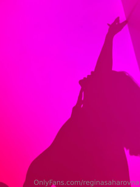 Regina Sahar perfect actress picture