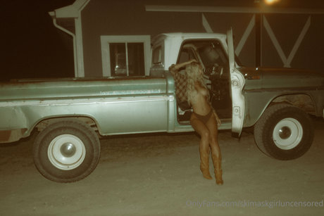 Briana Armbruster_ star art picture