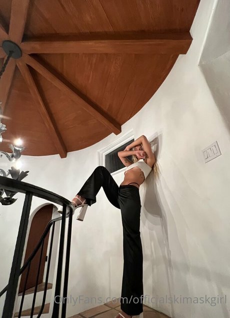 Briana Armbruster_ pretty actress archive