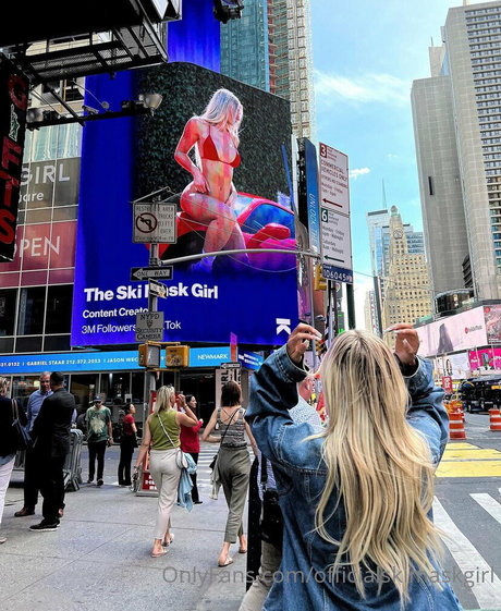 Briana Armbruster_ sexy model images