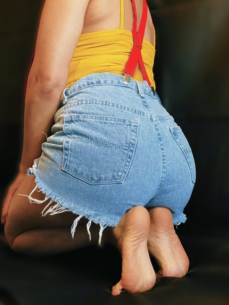 Taliverse model nude image