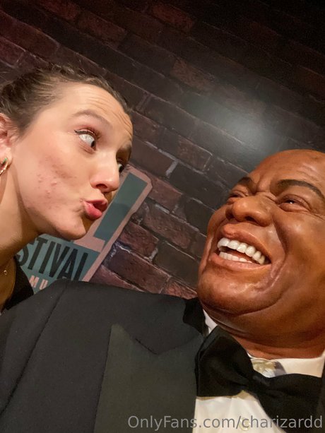 Charizard pornographic model gallery