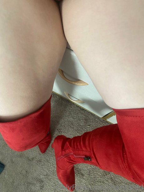 Charizard actress image