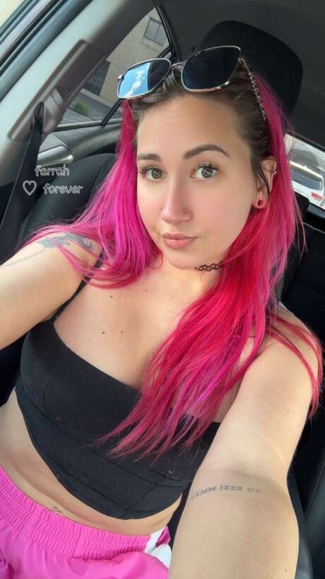 Fari Hunny star gallery