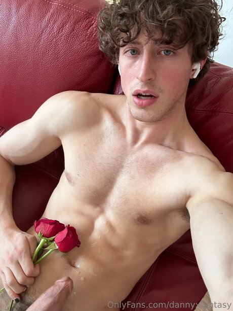 Dannyxfantasy model erotic pic