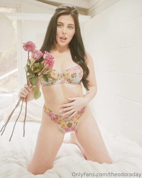 Theodoraday high quality model pic