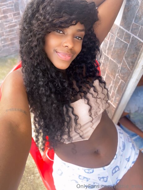 Hottie Mila erotic model picture