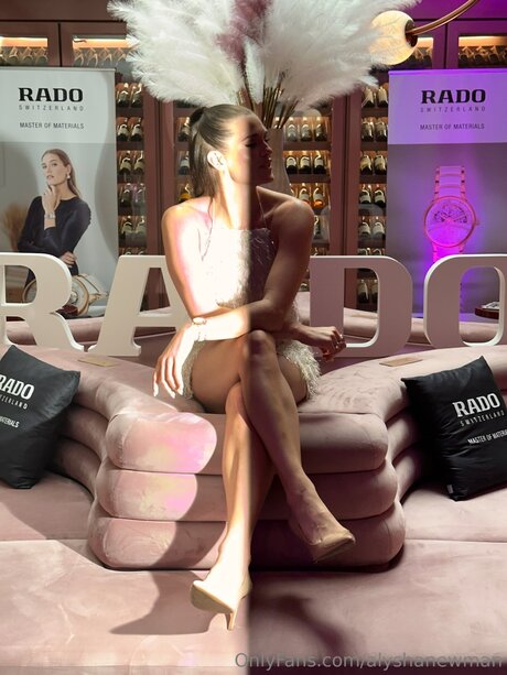 Alyshanewman pretty star pictures