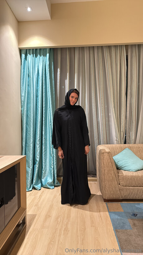 Alyshanewman free model picture