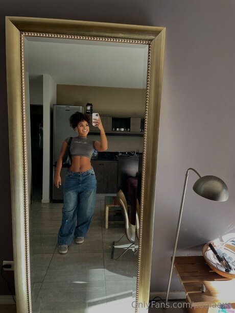 Paolaaxo free actress images