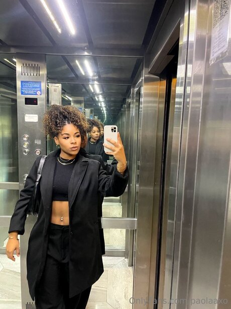 Paolaaxo pornographic model galleries