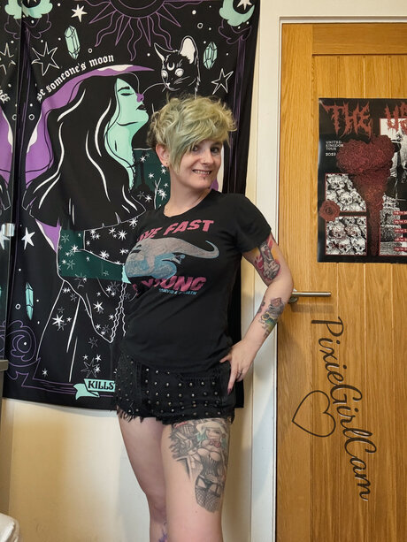 Pixiegirlcam nudes model pics