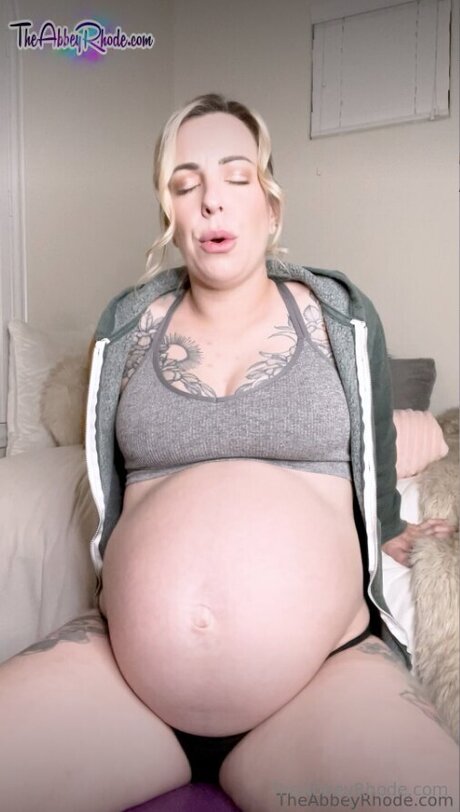 Abbeyrhode model erotic pictures