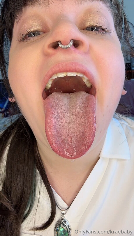 Kraebaby free pornstar image