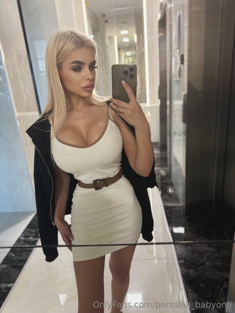 Perssian Babyone porn model pics