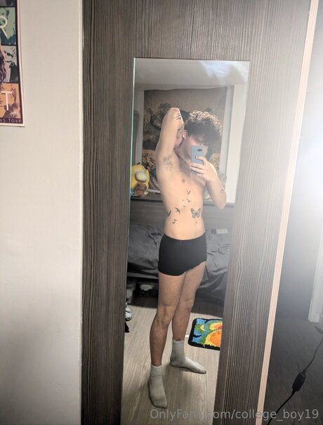 College Boy19 naked pornstar archive