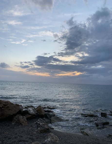 Dinulya model naked pictures