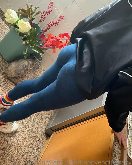 happyending baby_ erotic model img