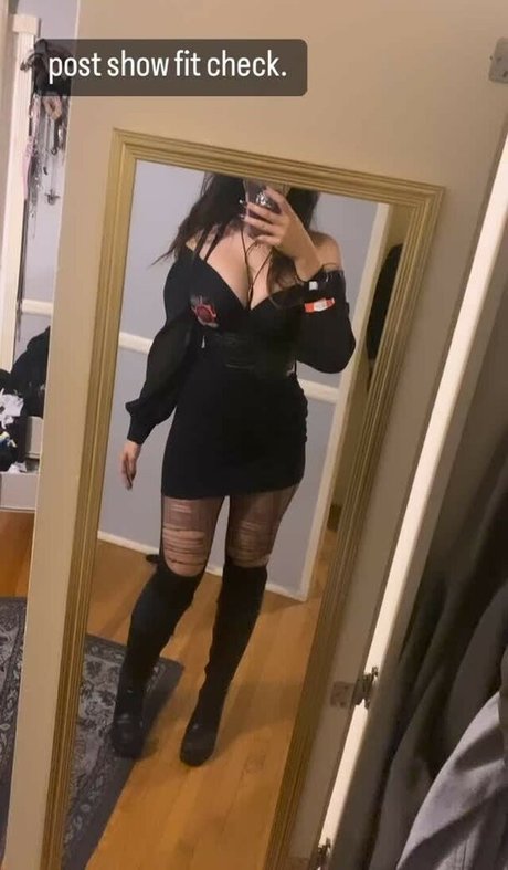 Hexgrlfrnd pretty pornstar picture