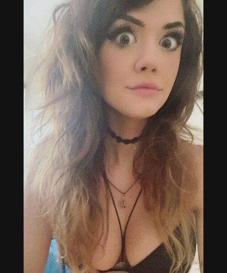 Hexgrlfrnd beautiful star pic