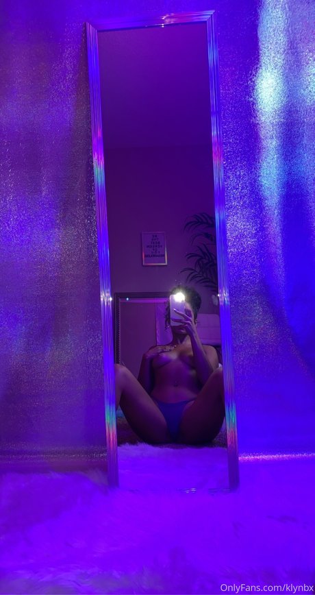 Koryanna Beavers sexy pornstar gallery