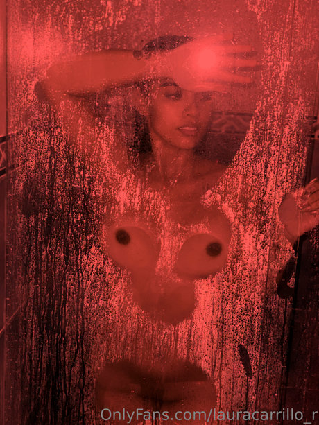 Laura Carrillo star hot picture