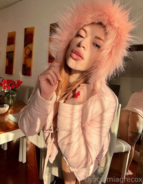 Miagrecox sex pornstar image