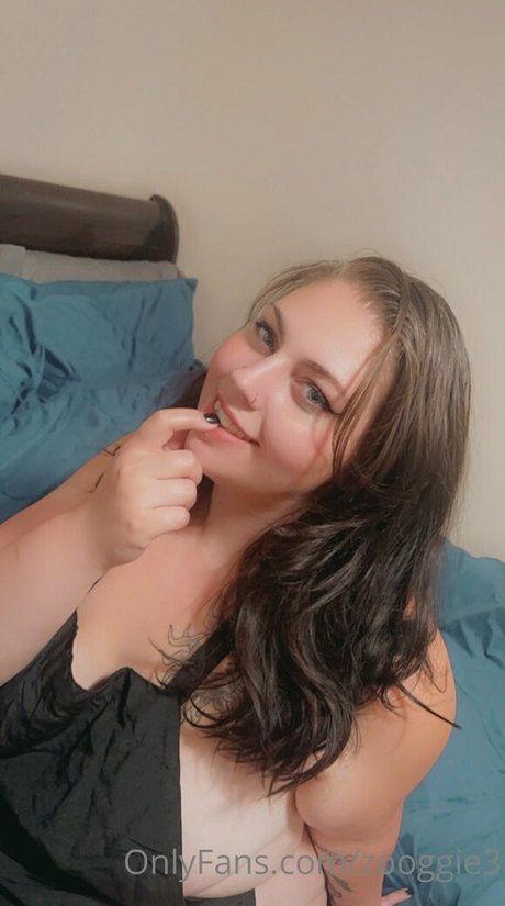 zooggie3 sex model picture