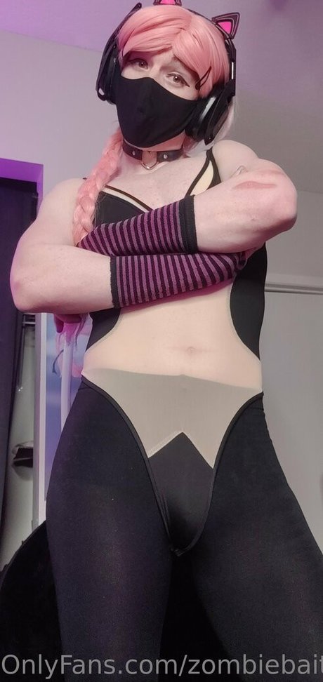 zombiebait24 star naked image