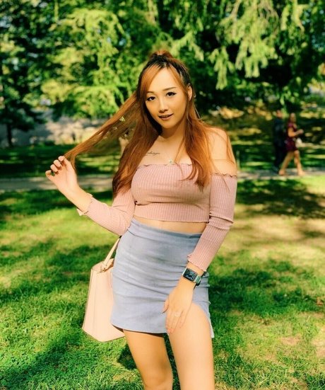 mature milf onlyfans nudes photo