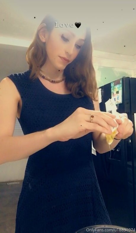 Zoeyt123 pornstar hd pic