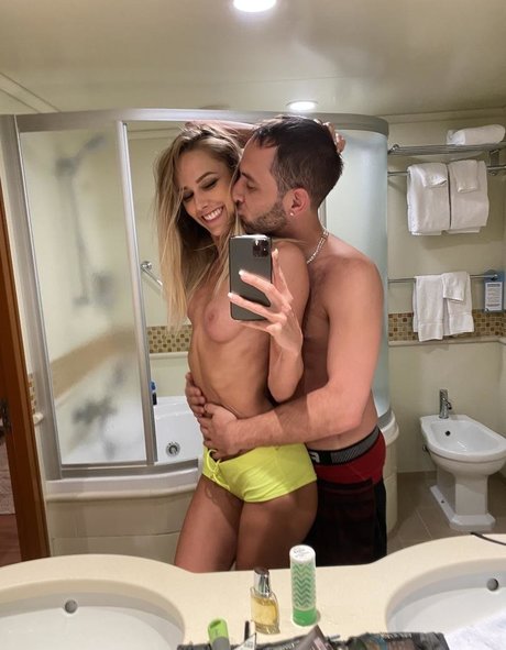 Cliquebaittv high quality actress img