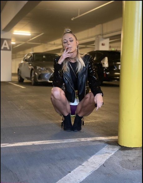 Cliquebaittv model erotic photos