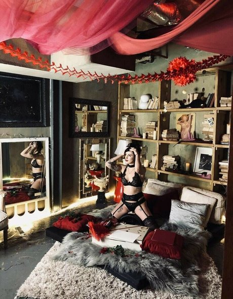 Diary For Lovers pornstar art pic