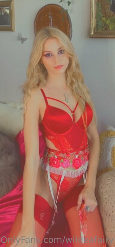 Emerald Wildea model images