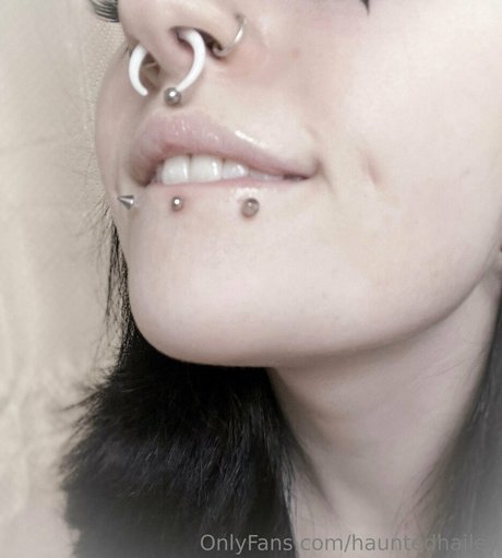 Hauntedhailey perfect model gallery