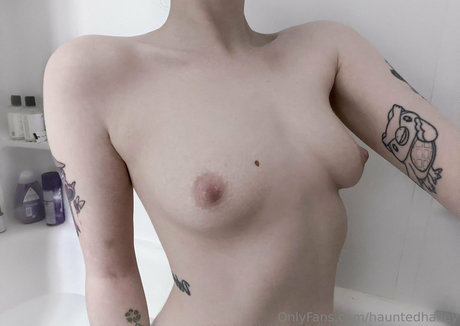Hauntedhailey nudes model galleries