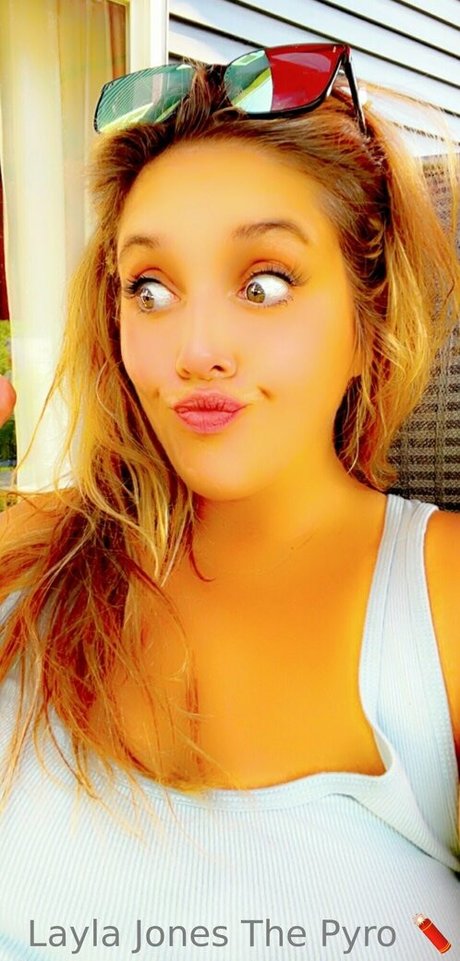 Layla Jones model sex pics