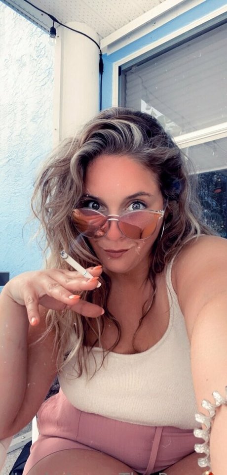 Layla Jones pornstar galleries