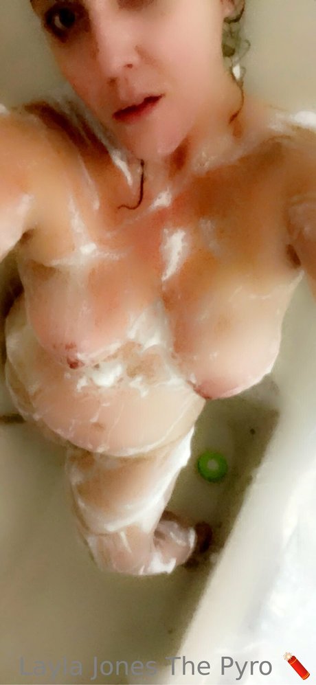 Layla Jones pretty star images