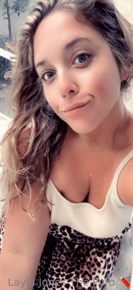 Layla Jones pornstar sex image