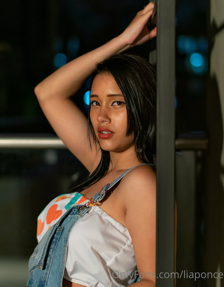 Lia Ponce exclusive pornstar photo