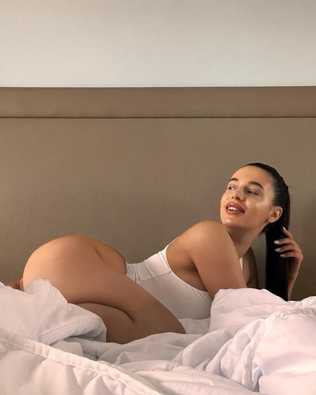 Habibi Tango model erotic galleries