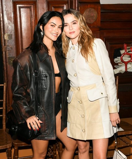 Zoey Deutch free star archive