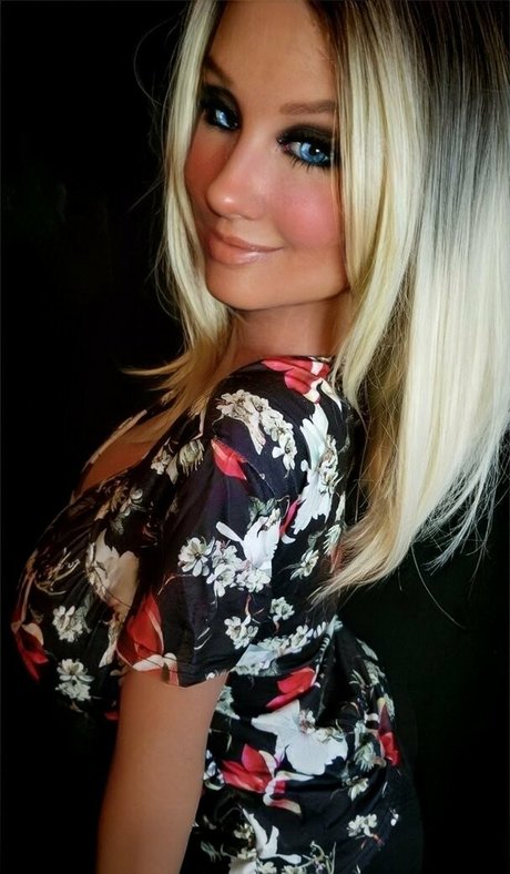 zoeyclown star xxx image