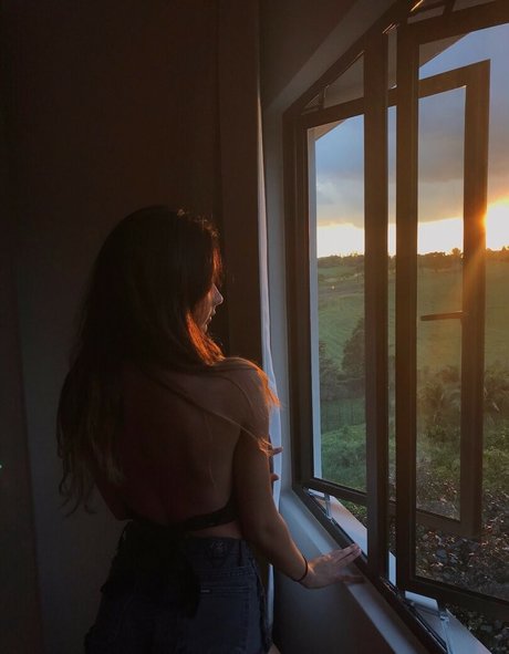 zoey cks beautiful model pics