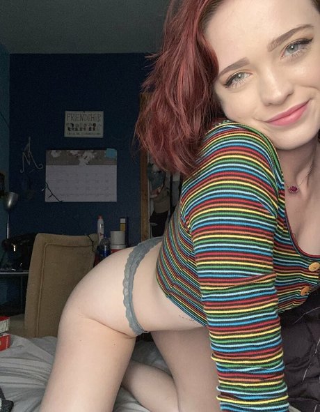 Zoeybrooks star free pic