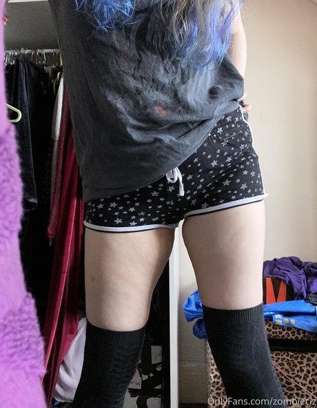 zombieciz high quality pornstar pic