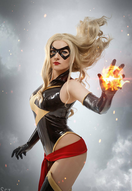 zoevolfcos pornographic model photo