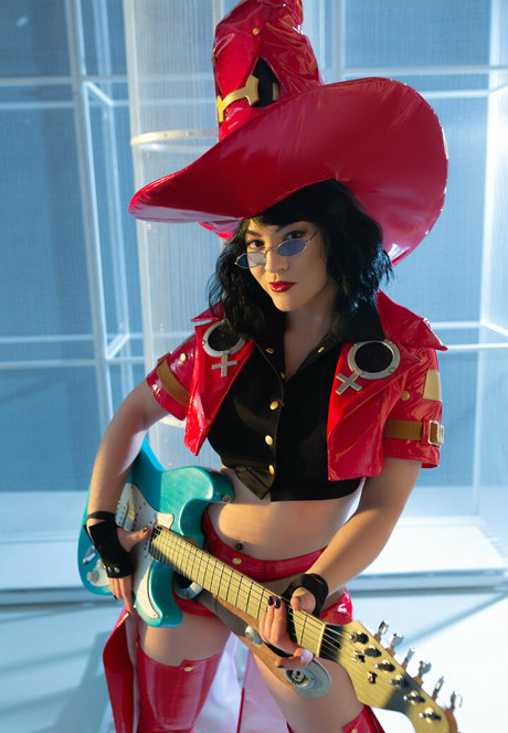 zoevolfcos star adult picture